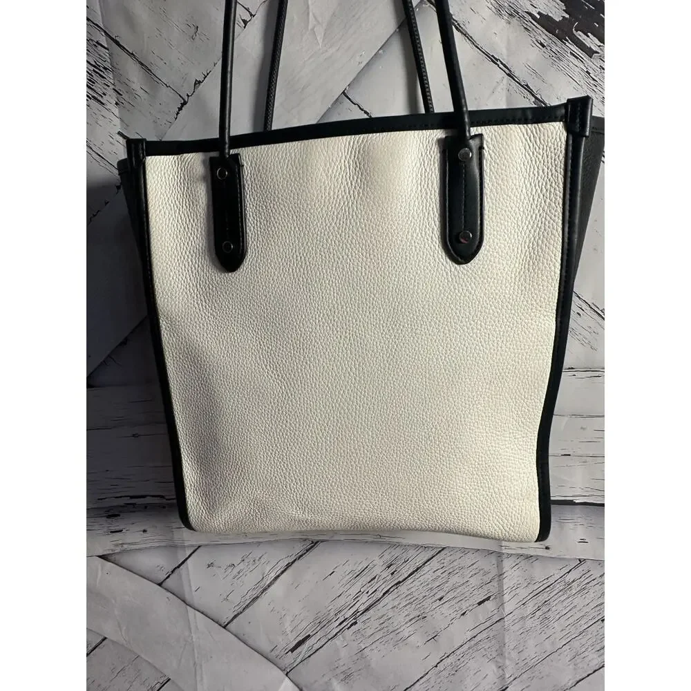 Disney x Kate Spade New York Aristocats Ella North South Tote Bag Womens Leather